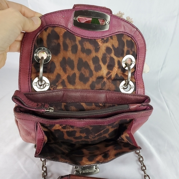 B Makowsky  Leather Crossbody Handbag - Picture 4 of 11